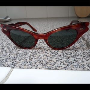 Vintage 1950’s Red Deadstock Cat Eye Sunglasses